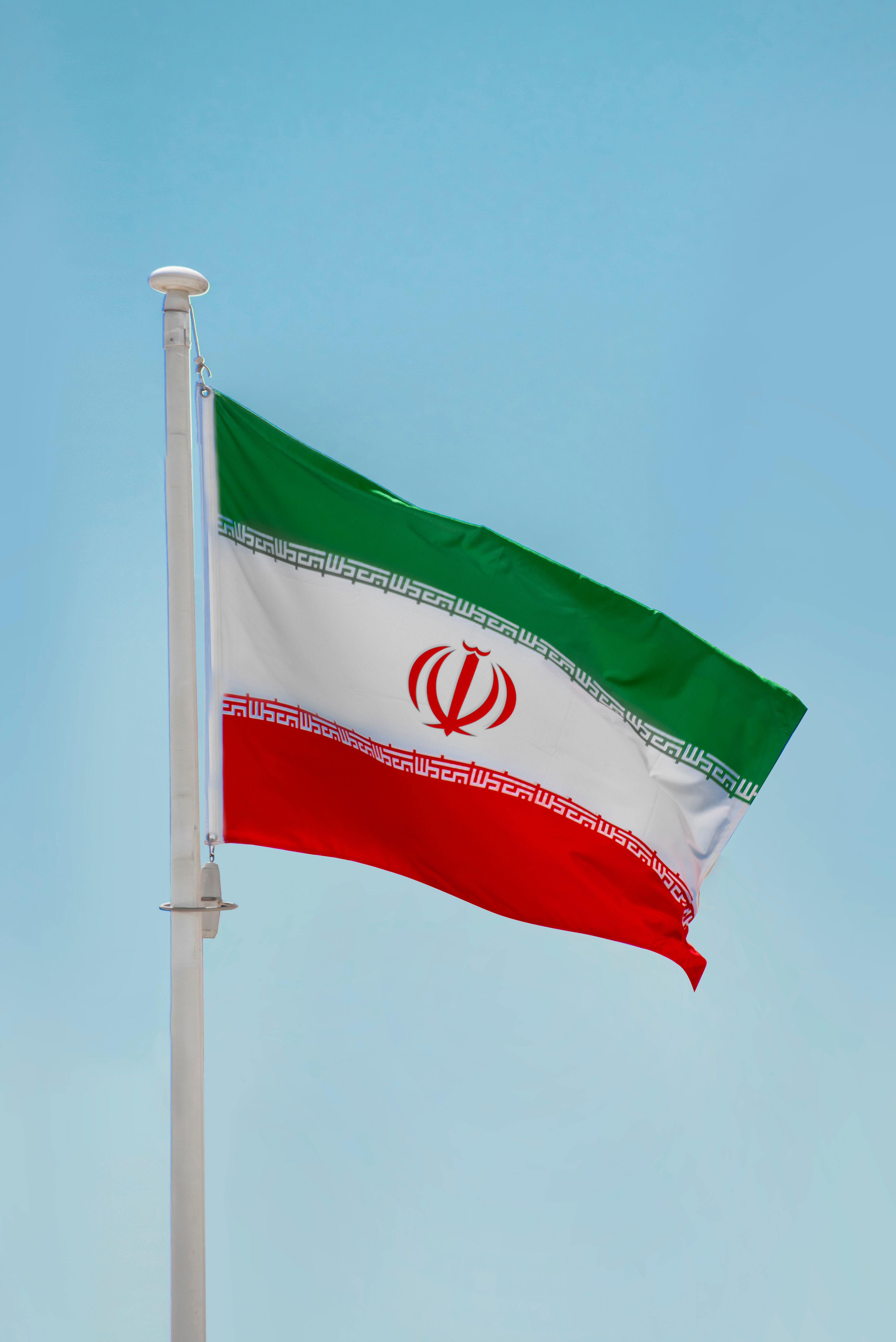 Iran Rejects Direct US Talks as Envoys Arrive in Pakistan
